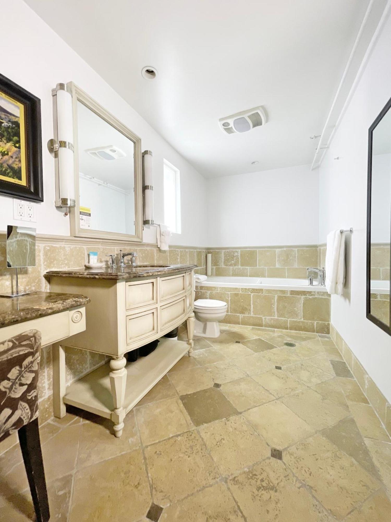 Catalina Courtyard Suites Avalon Εξωτερικό φωτογραφία